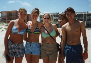  some girls from Ohio that we met on our trip 